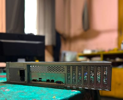 High-Performance MikroTik Server built with powerful multi-core processors_img_2